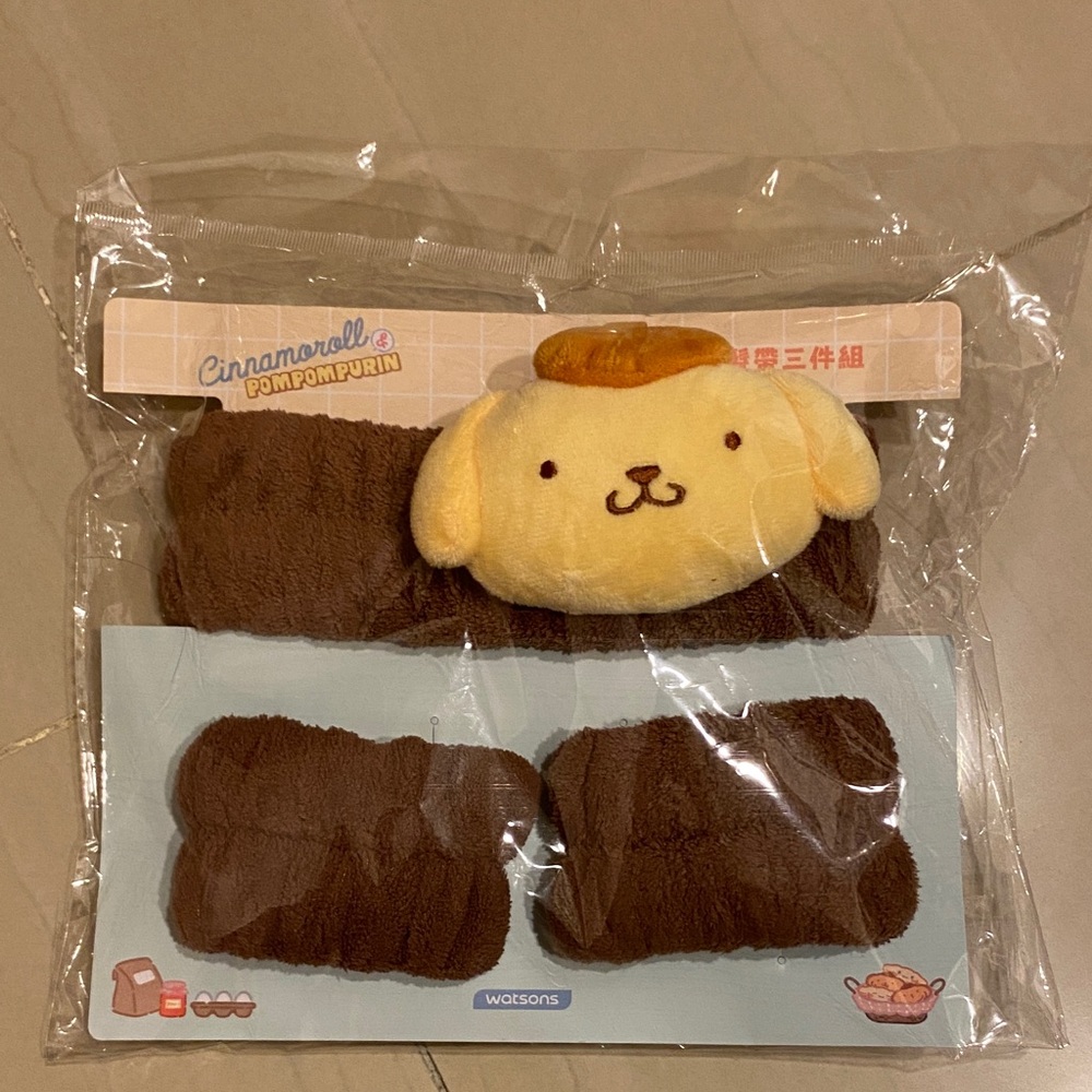 Brand New- Sanrio Pompompurin 3pc Spa Set - Headband & Wristbands